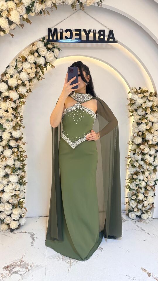 HAKİ YEŞİL PELERİNLİ TAŞ ABİYE