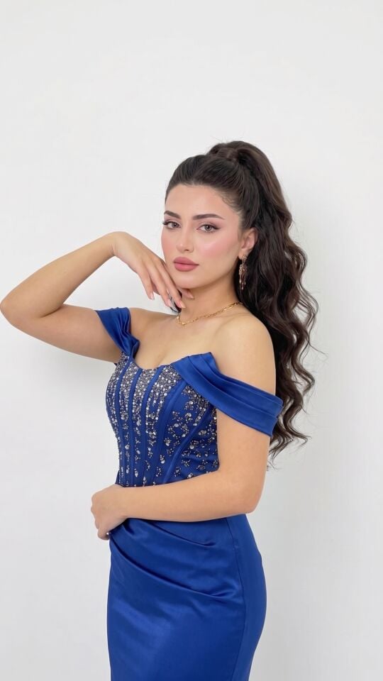 SAKS MAVİ DÜŞÜK KOL STRAPLEZ KORSE GÖRÜNÜMLÜ TAŞLI ABİYE 38