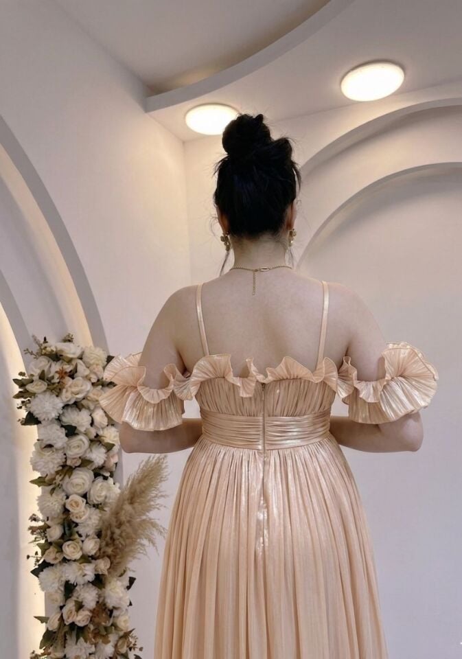 BEJ STRAPLEZ FIRFIRLI ŞİFON ABİYE 38