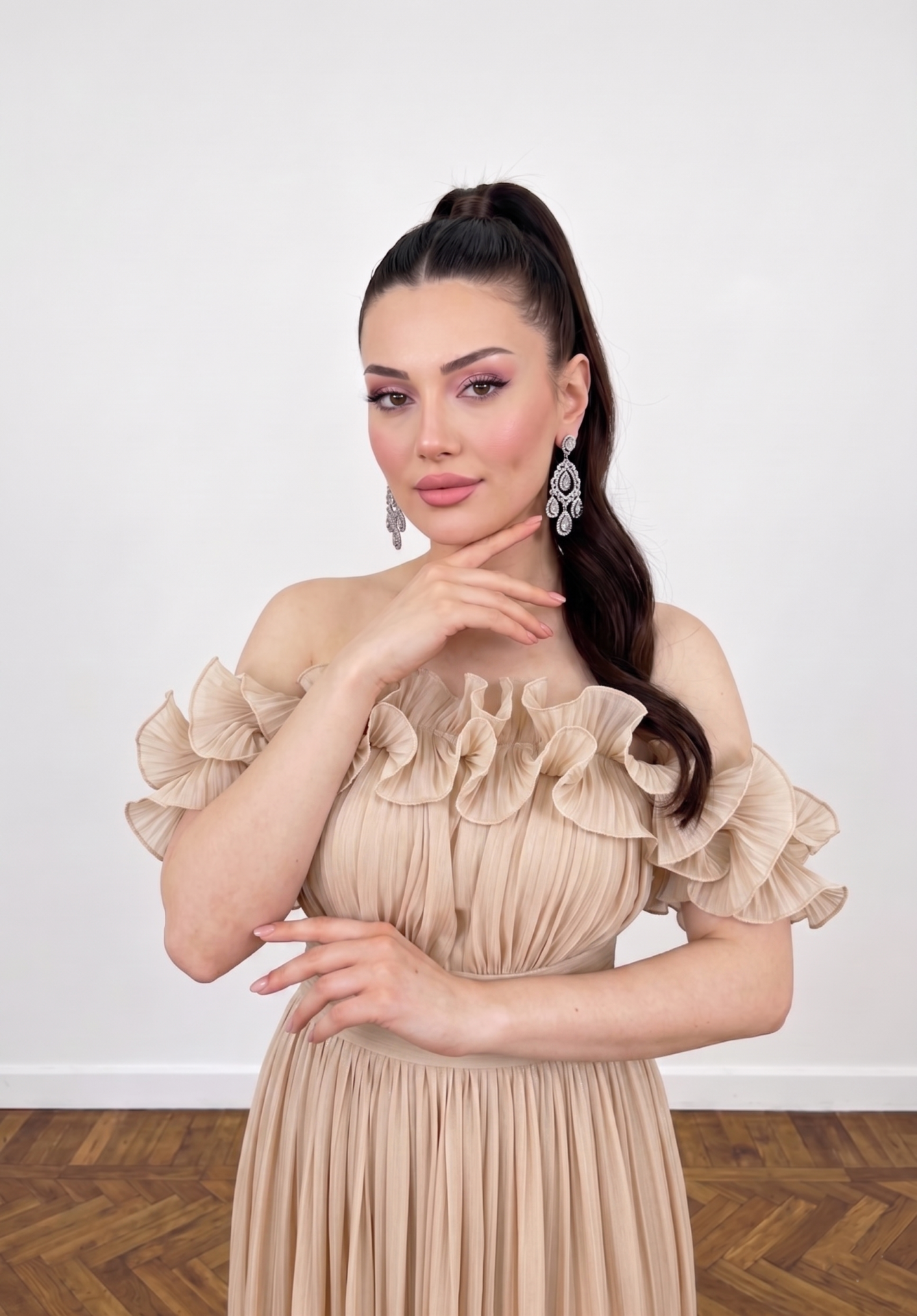 BEJ STRAPLEZ FIRFIRLI ŞİFON ABİYE 38