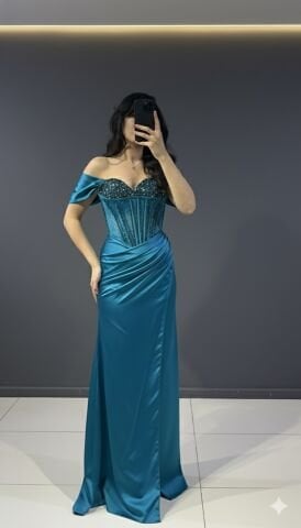 Saten Kolları düşük özel tasarım yırtmaçlı göğüs taş işlemeli  Petrol  ABİYE 44