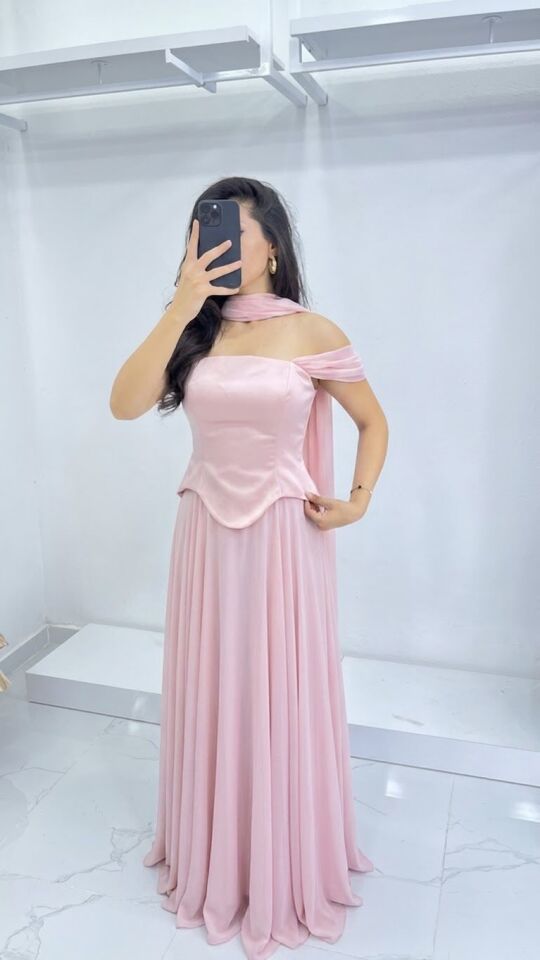 PEMBE FULARLI DÜŞÜK KOL ÜST SATEN ALT ŞİFON ABİYE 38