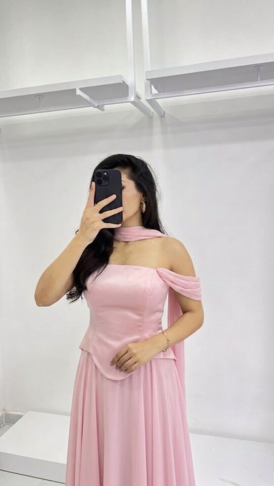 PEMBE FULARLI DÜŞÜK KOL ÜST SATEN ALT ŞİFON ABİYE 38