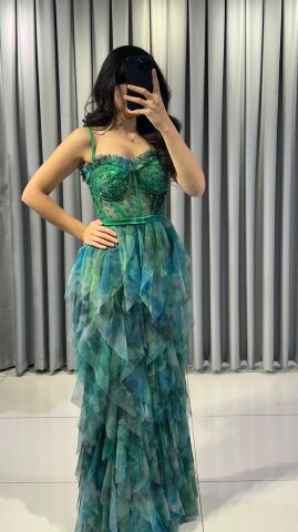 İnce Askılı Mendil fırfırlı Tül detaylı korseli üzerinde mink boncuk taş işlemeli uzun maksi boy  Yeşil ABİYE 36 - YEŞİL