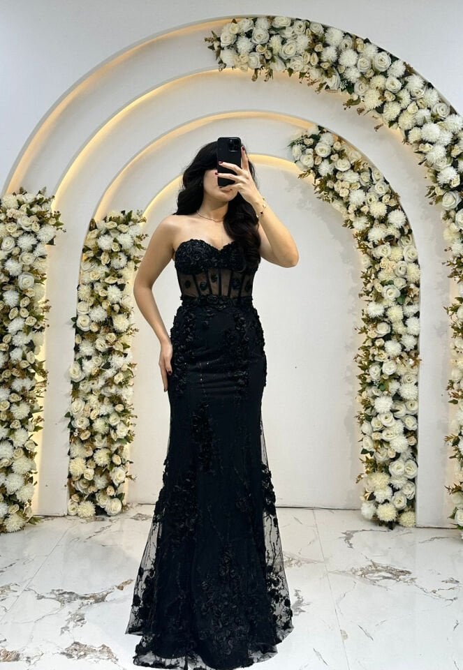 Vücudu saran balık model Kalp yaka, transparan file detaylı ve balenli korse formunda üst gövde Siyah  Abiye 42