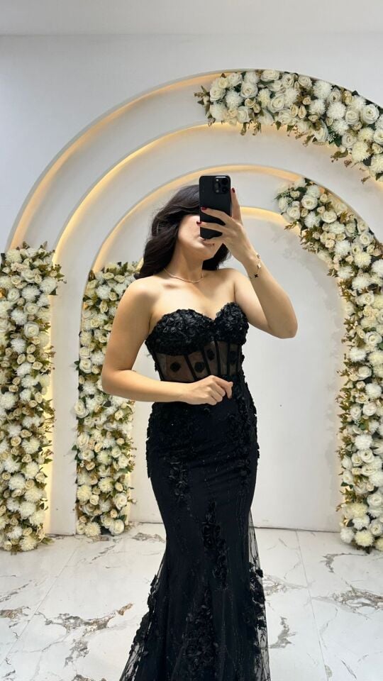 Vücudu saran balık model Kalp yaka, transparan file detaylı ve balenli korse formunda üst gövde Siyah  Abiye 42