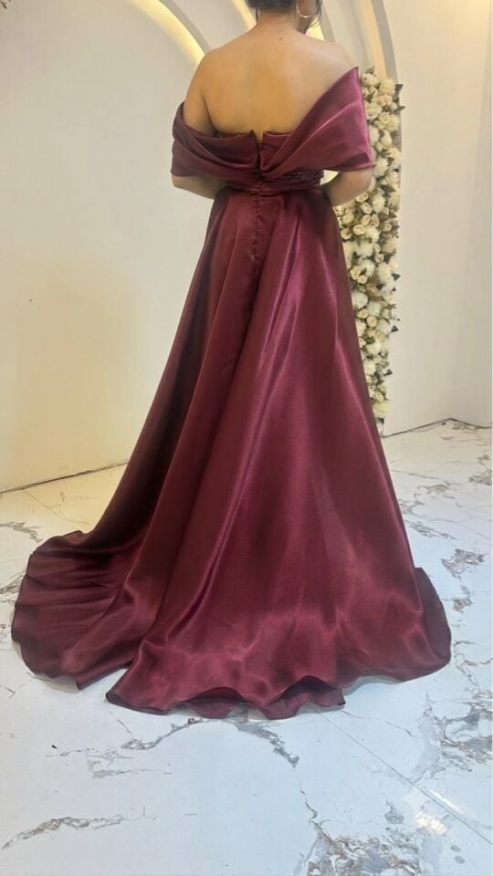 BORDO BELDEN PELERİNLİ BALIK ABİYE 38
