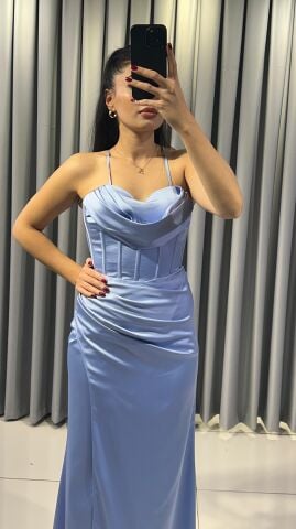 uzun yırtmaçlı Saten korse ve yırtmaç detaylı, parlak Mavi  Abiye 40 - Mavi