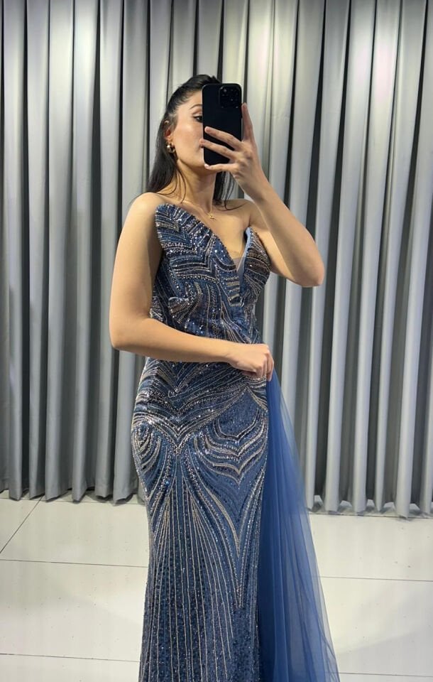 TAŞ İŞLEMELİ BALIK BEL KISMI TÜL MAVİ ABİYE  44