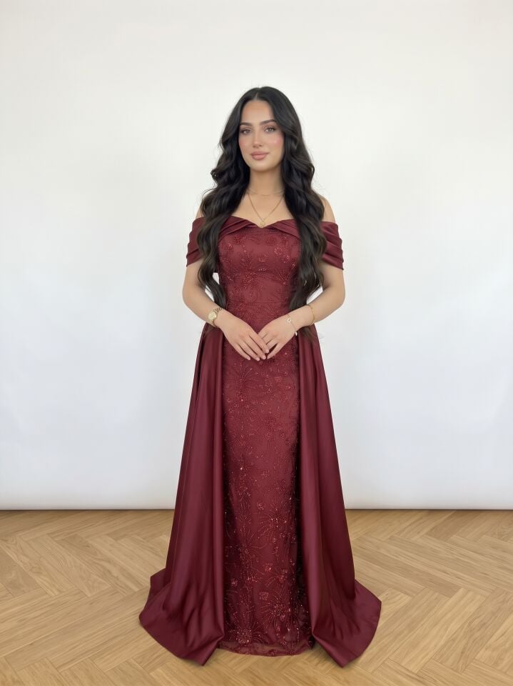 MONNA TAŞ İŞLEMELİ KAYIK YAKA BELDEN PELERİNLİ BORDO ABİYE 42