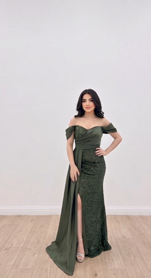 YEŞİL SATEN PAYET YIRTMAÇ DETAYLI ABİYE 40