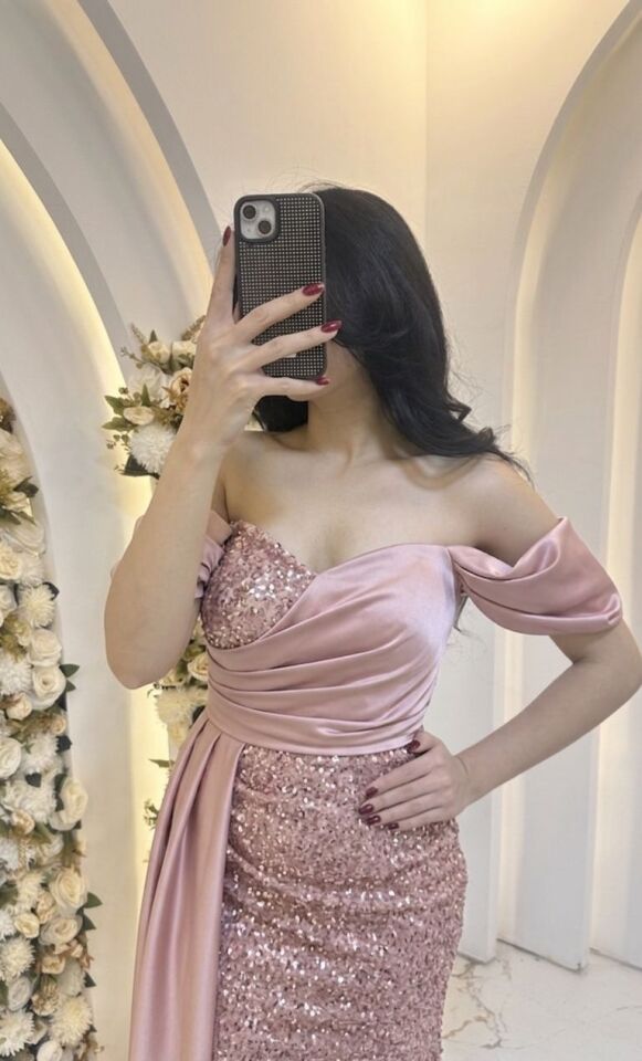 PEMBE SATEN PAYET YIRTMAÇ DETAYLI ABİYE 38