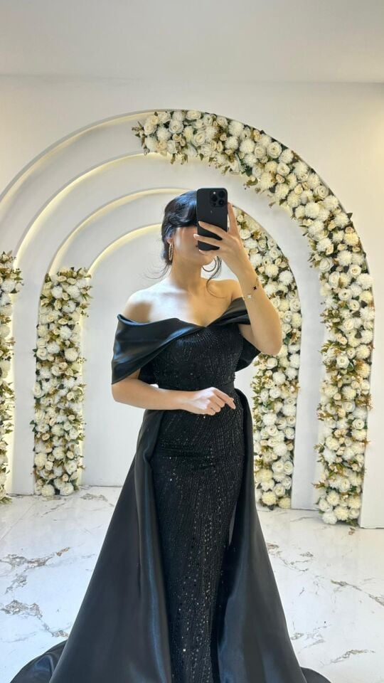 BALIK UZUN PELERİN SİYAH ABİYE 50