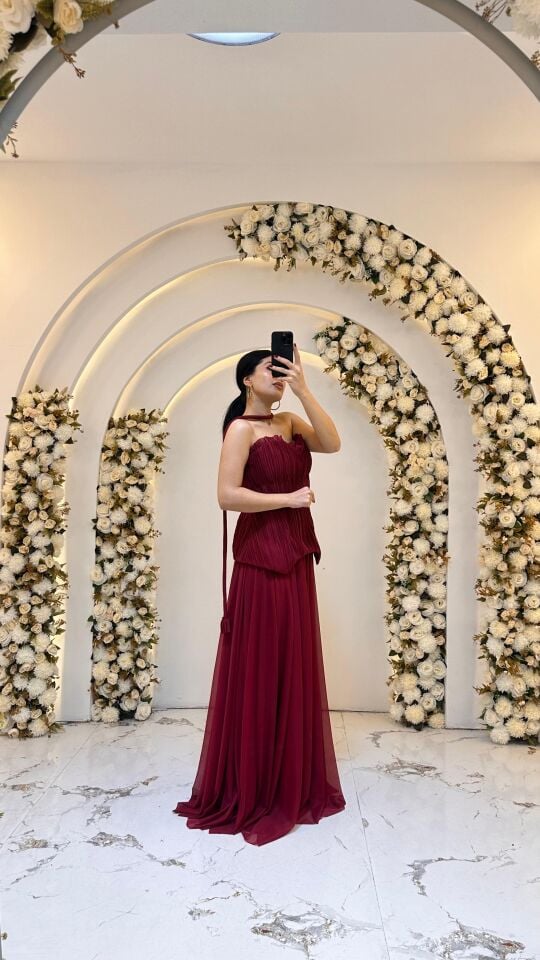 GÖGÜS KISMI FIRFIR A KESİM GECE KIRMIZI ABİYE ELBİSE 42