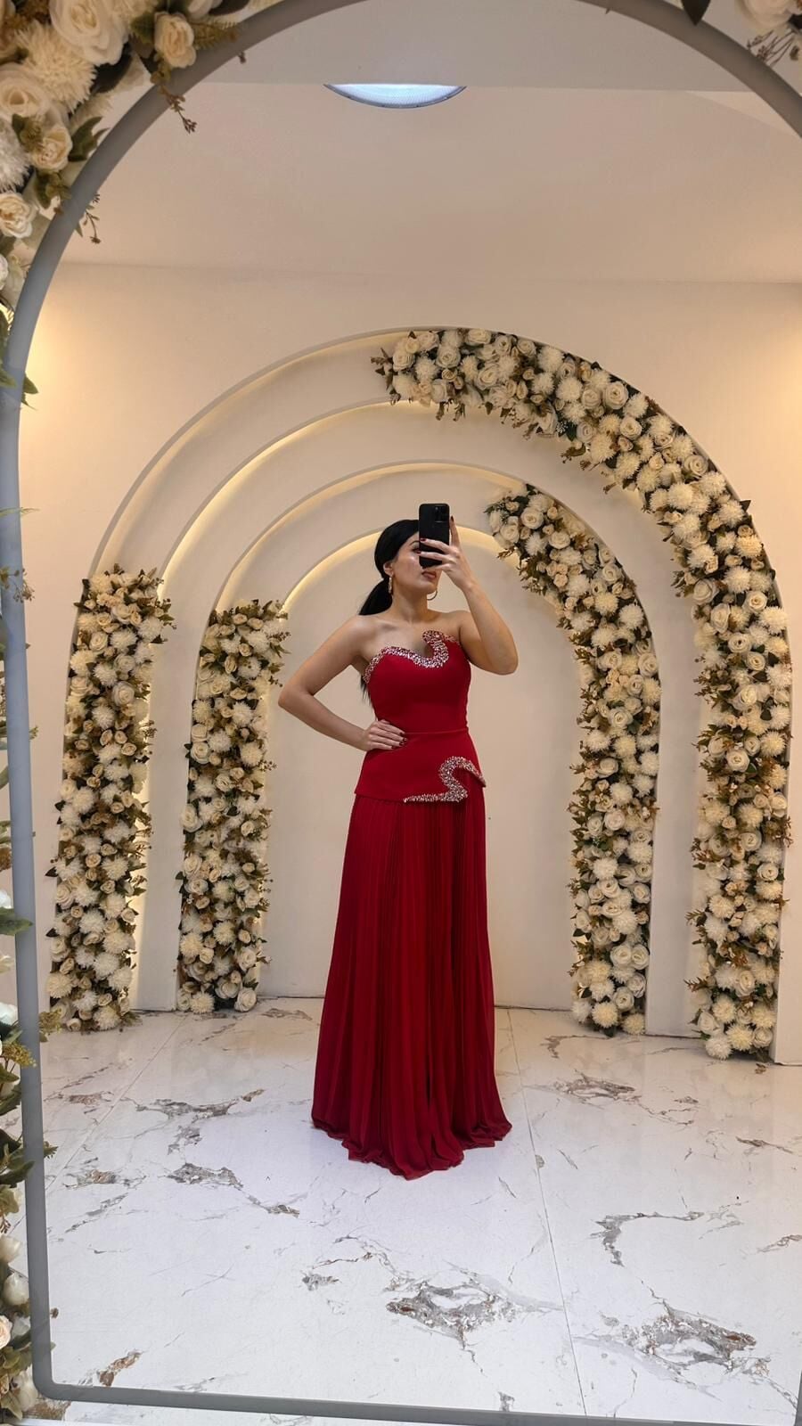 KALP YAKA STRAPLEZ TAŞ DETAYLI A KESİM KIRMIZI ABİYE 40