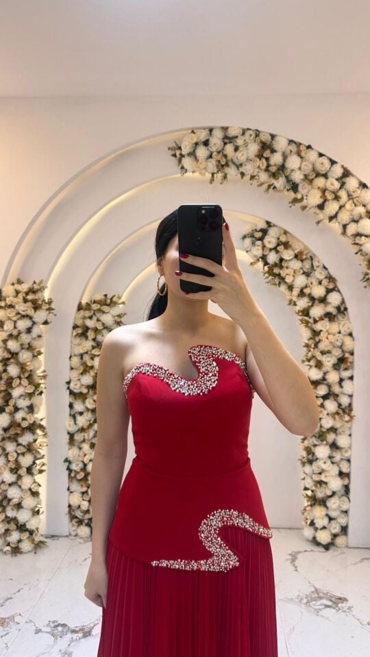 KALP YAKA STRAPLEZ TAŞ DETAYLI A KESİM KIRMIZI ABİYE 40