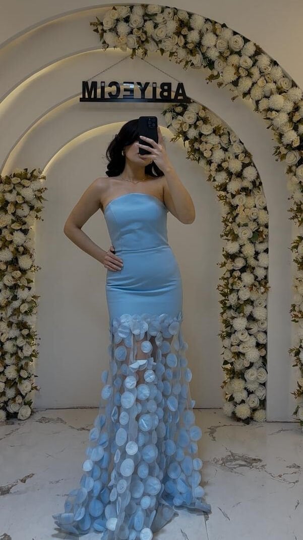 STRAPLEZ KESİM DİZ BOYU TÜL İŞLEMELİ  MAVİ  ABİYE 44