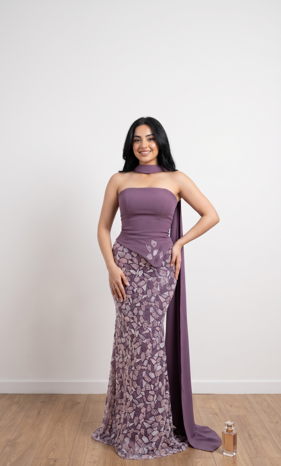 FULARLI VE STRAPLEZ LİLA İŞLEMELİ ABİYE 36
