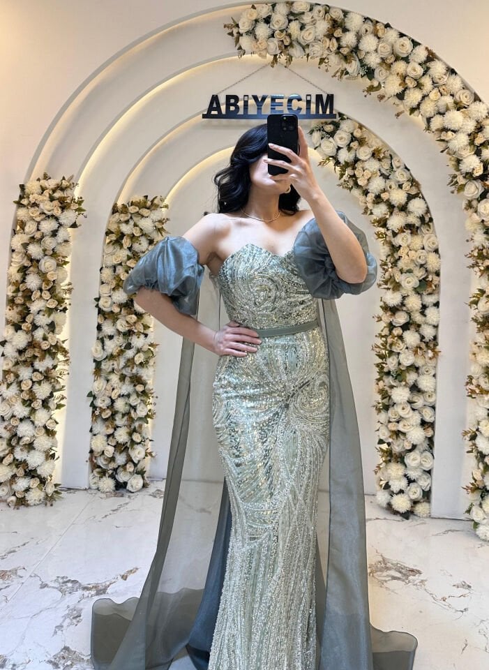 BALON KOL UZUN PELERİN PUL PAYET YEŞİL ABİYE  44