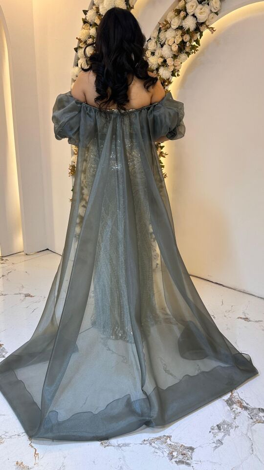 BALON KOL UZUN PELERİN PUL PAYET YEŞİL ABİYE 44