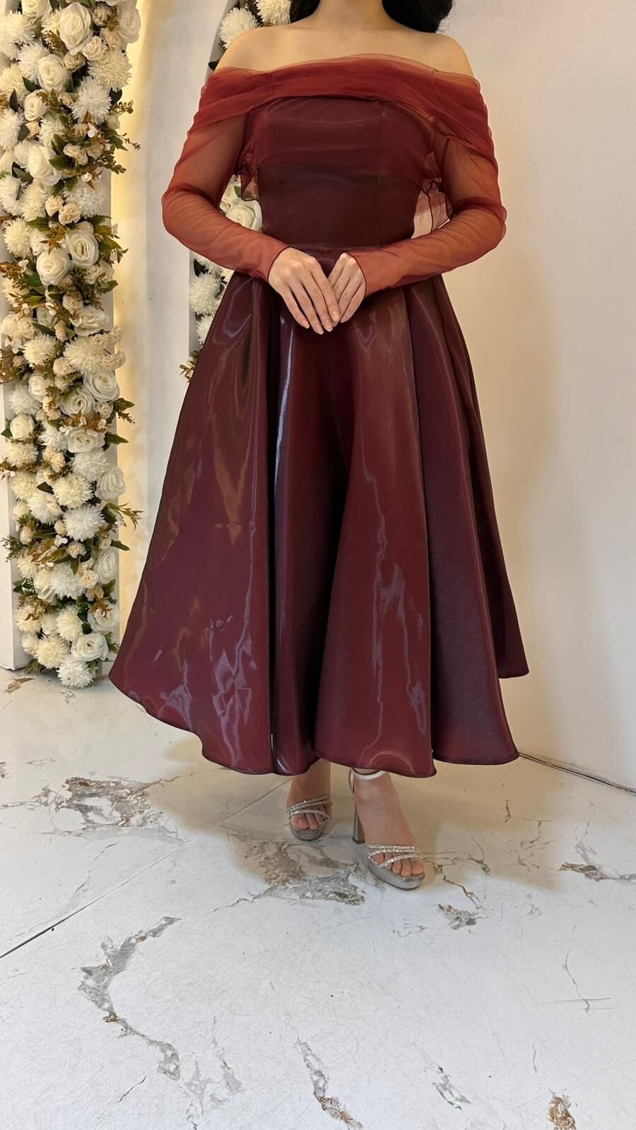 KIRMIZI SATEN MİDİ BOY ABİYE 38