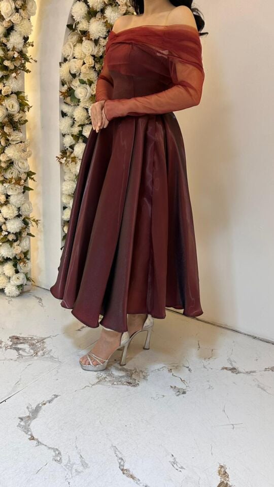 KIRMIZI SATEN MİDİ BOY ABİYE 38