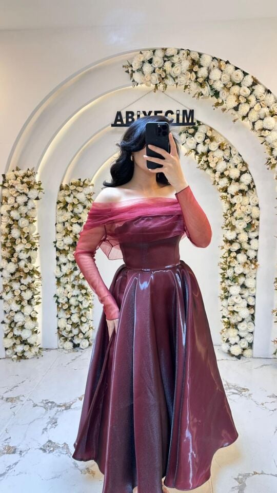 KIRMIZI SATEN MİDİ BOY ABİYE 38