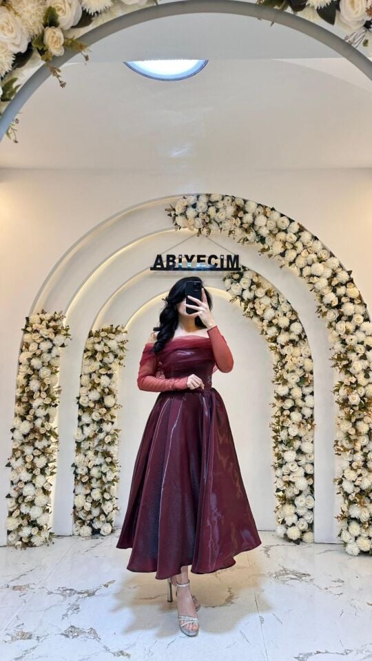 KIRMIZI SATEN MİDİ BOY ABİYE 38