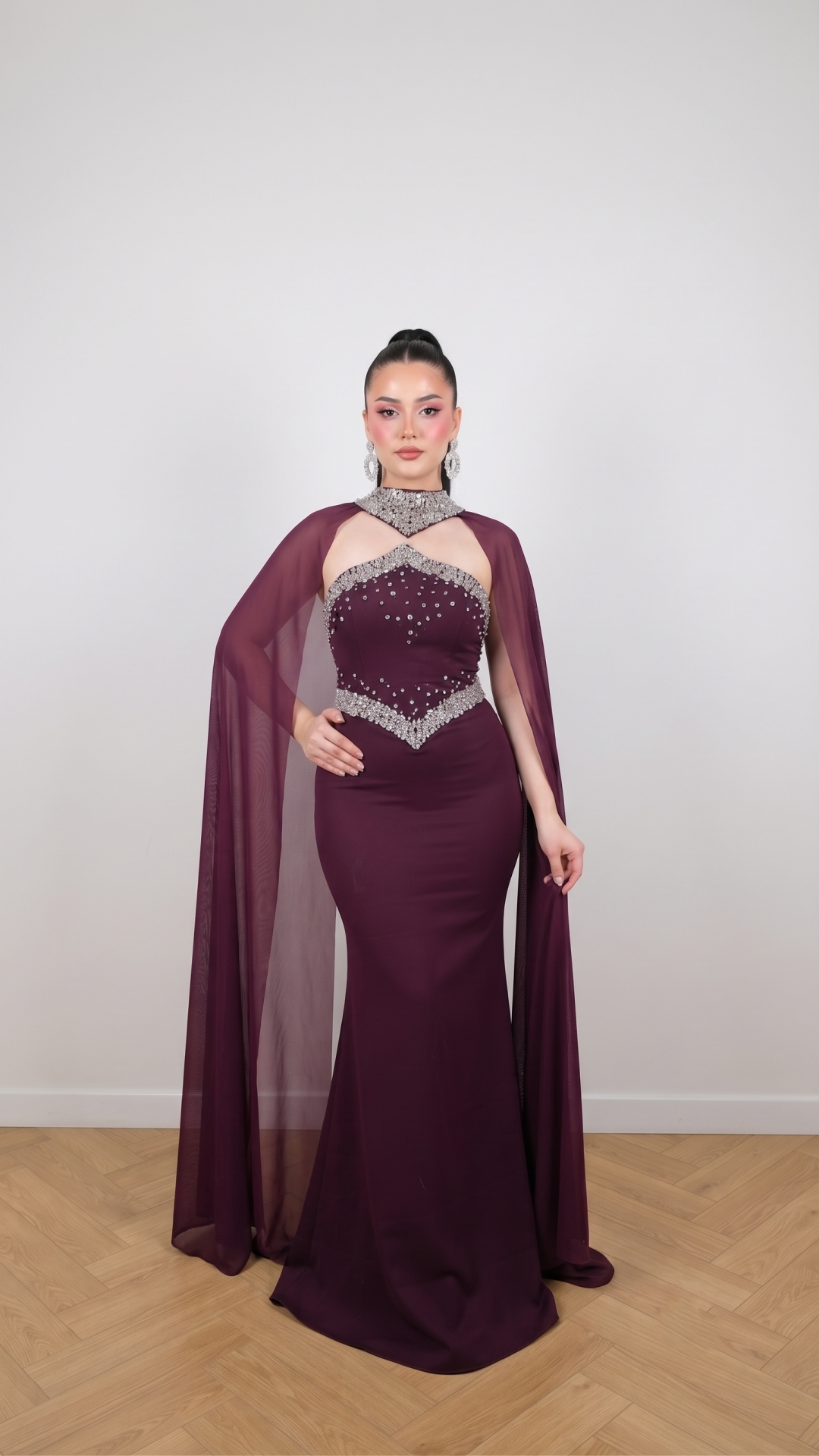 MÜRDÜM PELERİNLİ TAŞ ABİYE