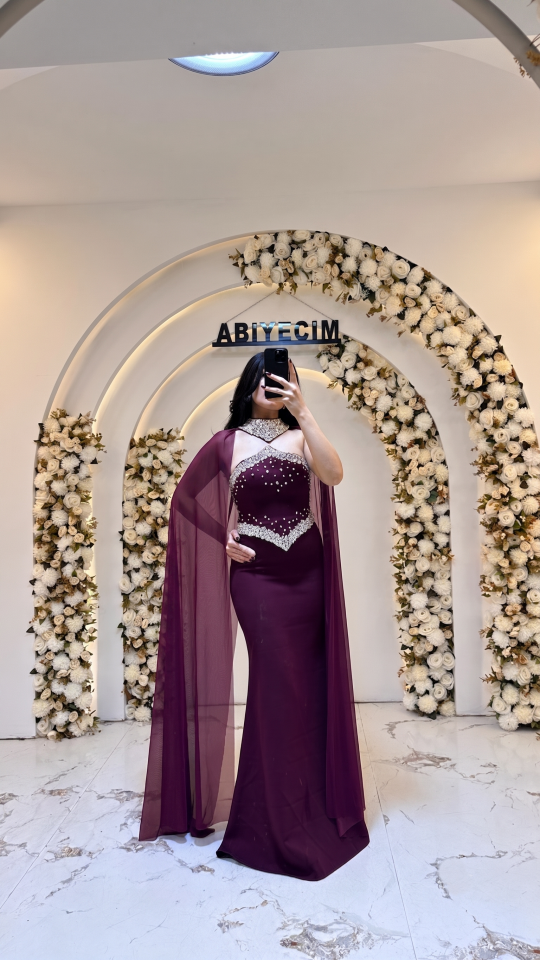 MÜRDÜM PELERİNLİ TAŞ ABİYE