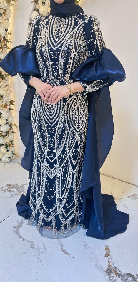 LACİVERT NAKIŞ İŞLEMELİ BALON KOL PELERİNLİ ABİYE 44