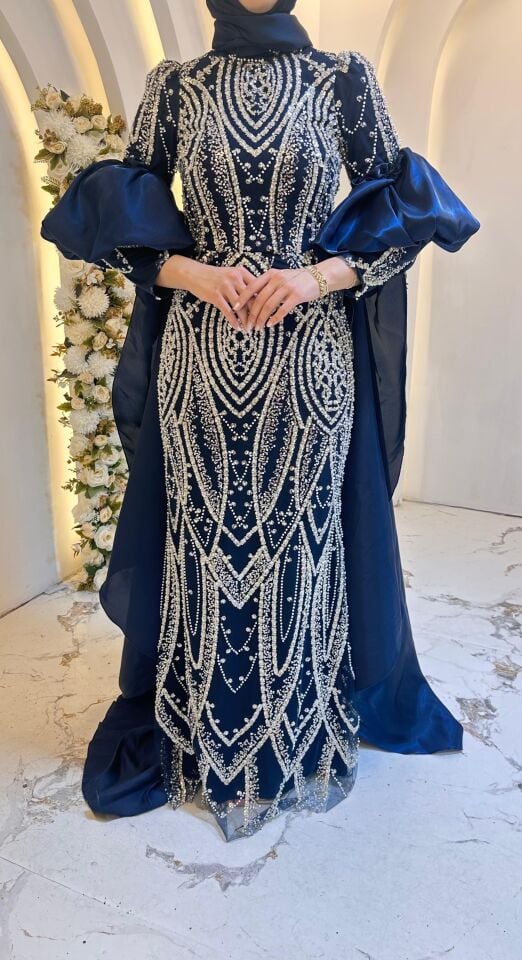 LACİVERT NAKIŞ İŞLEMELİ BALON KOL PELERİNLİ ABİYE 44